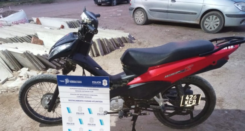 Detenido por agresion a su pareja y resulta investigado por circular con moto robada