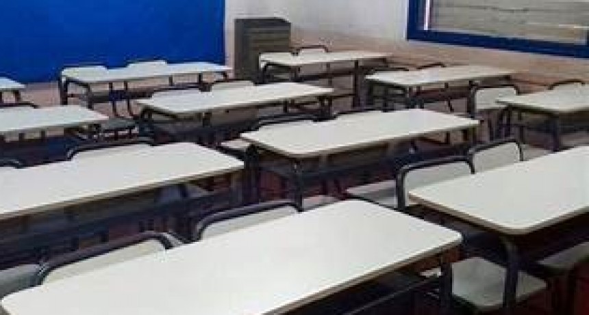 La "Escuela Primaria N&ordm; 3 Stella Maris" debio suspender sus actividades por problemas con el agua potable