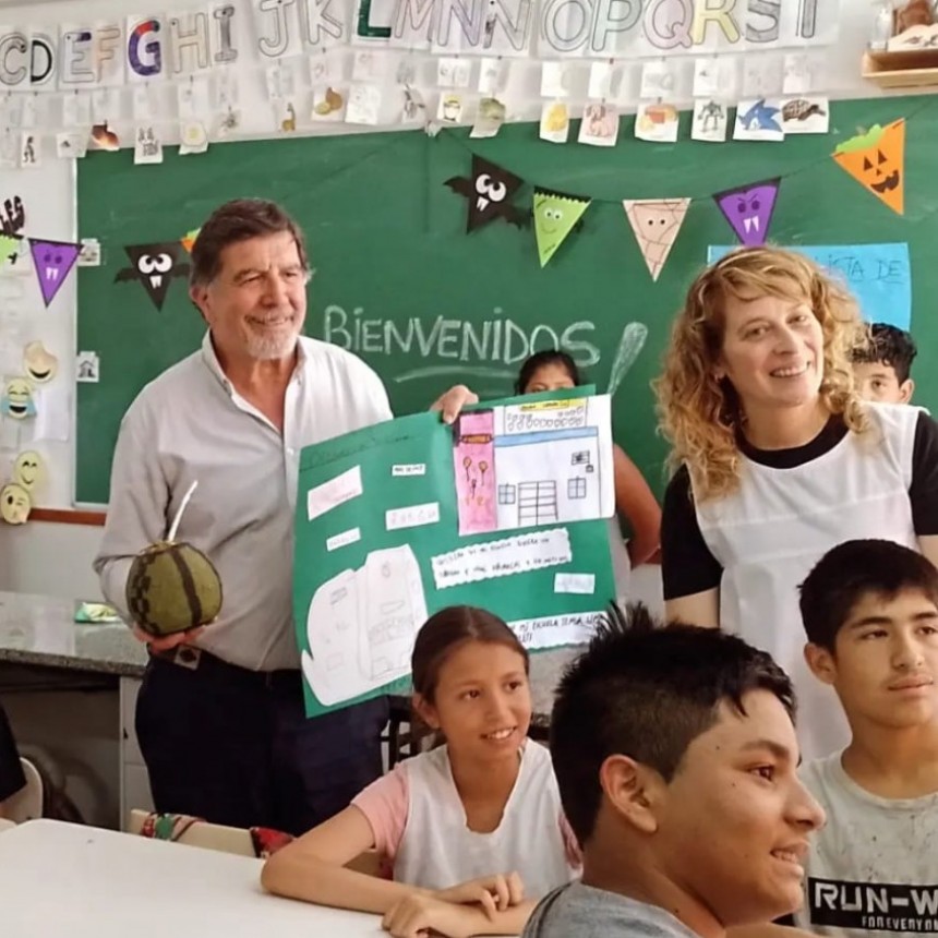 Visita del Director de Educacion de la Provincia de Buenos Aires a la ciudad