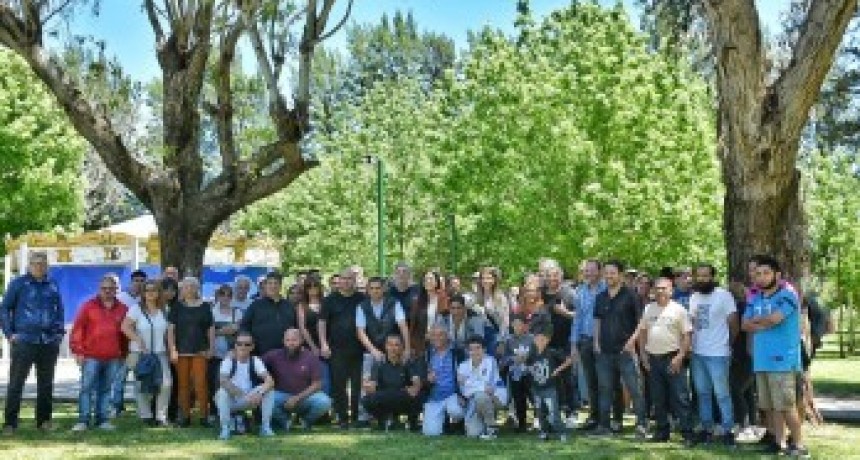 Candidatos de Juntos llaman a votar a Massa en 17 distritos bonaerenses