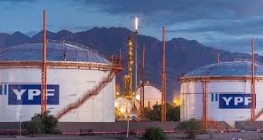 PRIVATIZACIONES Y PALOS PARA LA PROTESTA SOCIAL: EL COMBO QUE ANUNCI&Oacute; MILEI