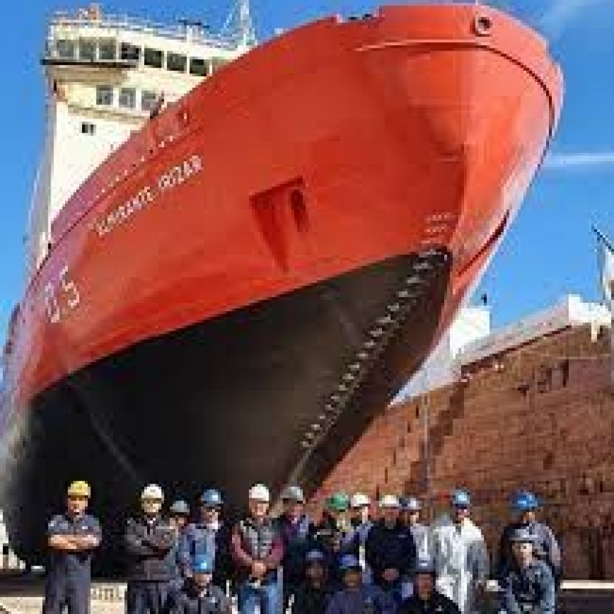 Nos es muy dificil mantener en actividad la empresa desde hace un tiempo