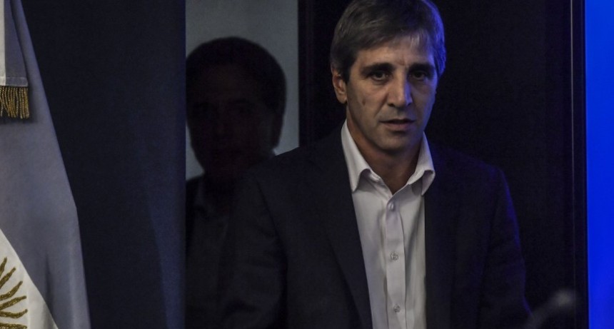 Caputo a los banqueros: "No vamos a dolarizar ni a eliminar el BCRA"