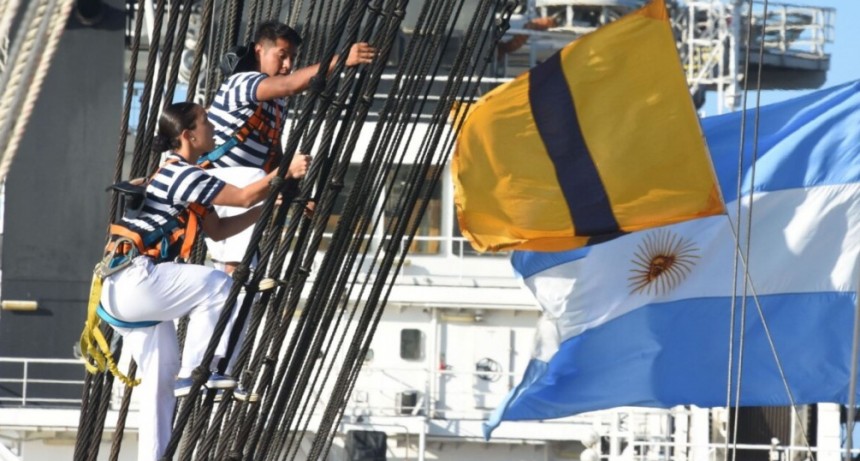 La Fragata Libertad inicia el último tramo de su viaje: cuándo llega a Argentina