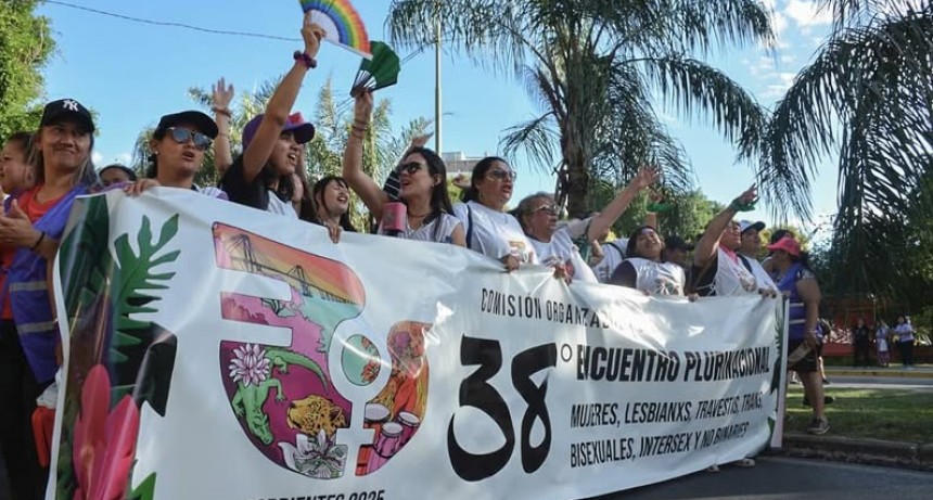La marea feminista tronó fuerte en Corrientes