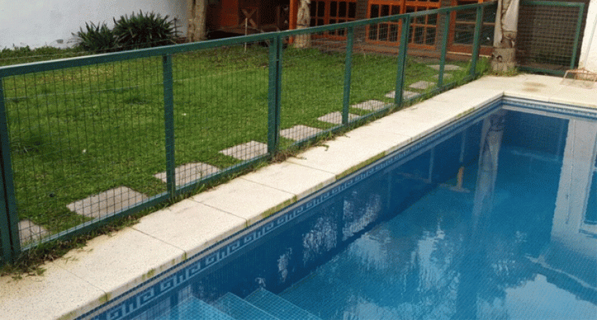 Quiso apagar el motor de la pileta y recibi&oacute; una descarga el&eacute;ctrica