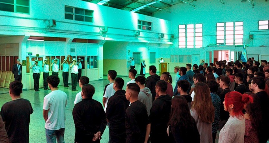 ACTO DE EGRESADOS DE LA  ESCUELA DE APRENDICES