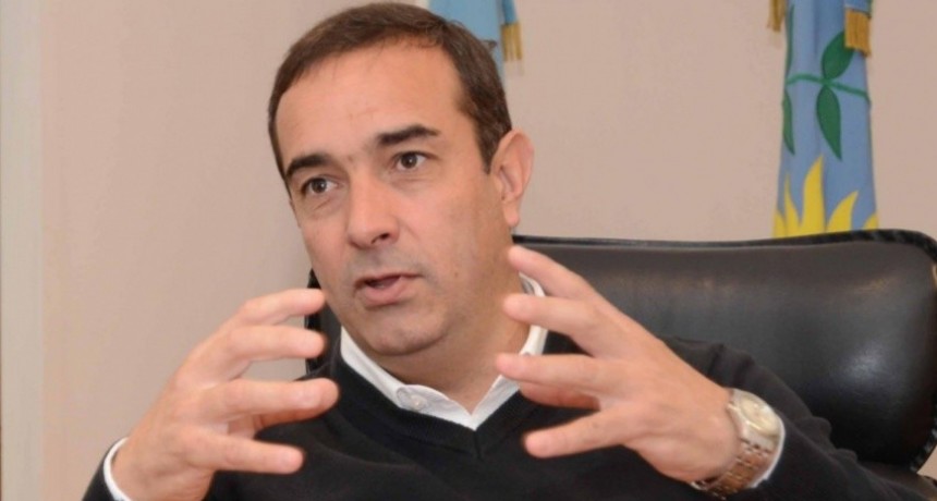 Esc&aacute;ndalo en Puan: aseguran que el intendente se fue y no est&aacute; la plata de los sueldos