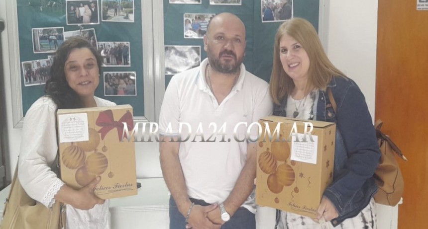 Entrega de canastas navide&ntilde;as en ATE