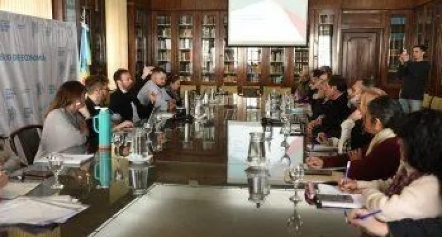 Bianco present&oacute; los resultados de la Encuesta de Bienestar Digital