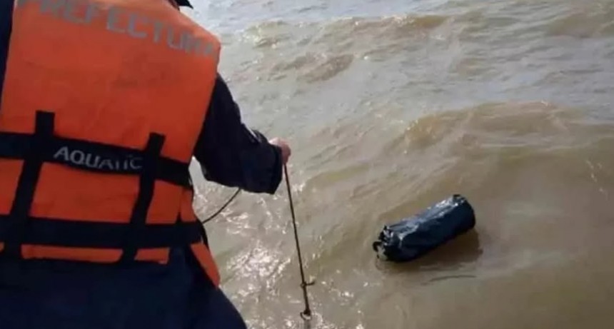 Detectan bolsos en una isla de la r&iacute;a local que podr&iacute;an tener droga