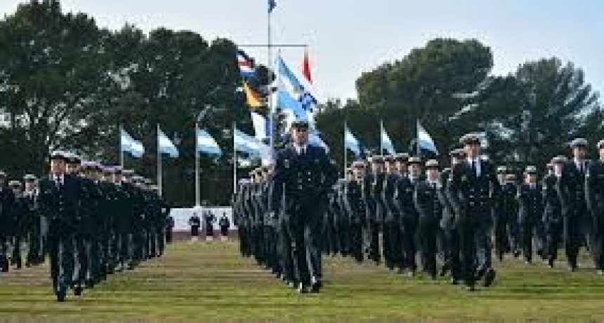CEREMONIA DE EGRESO ASPIRANTES NAVALES PROMOCI&Oacute;N 127 Y 128